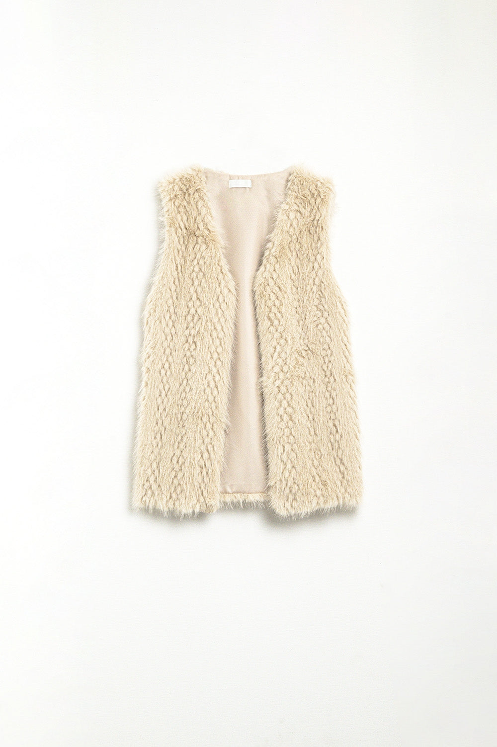 vest in beige in fine fur