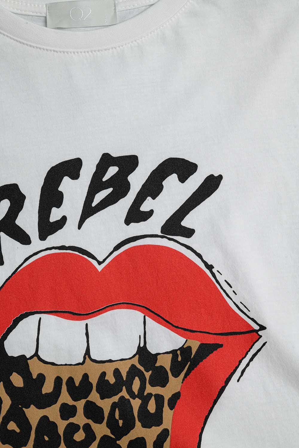 Relaxed White T-shirt With Rebel and Lips Graphic Print - top