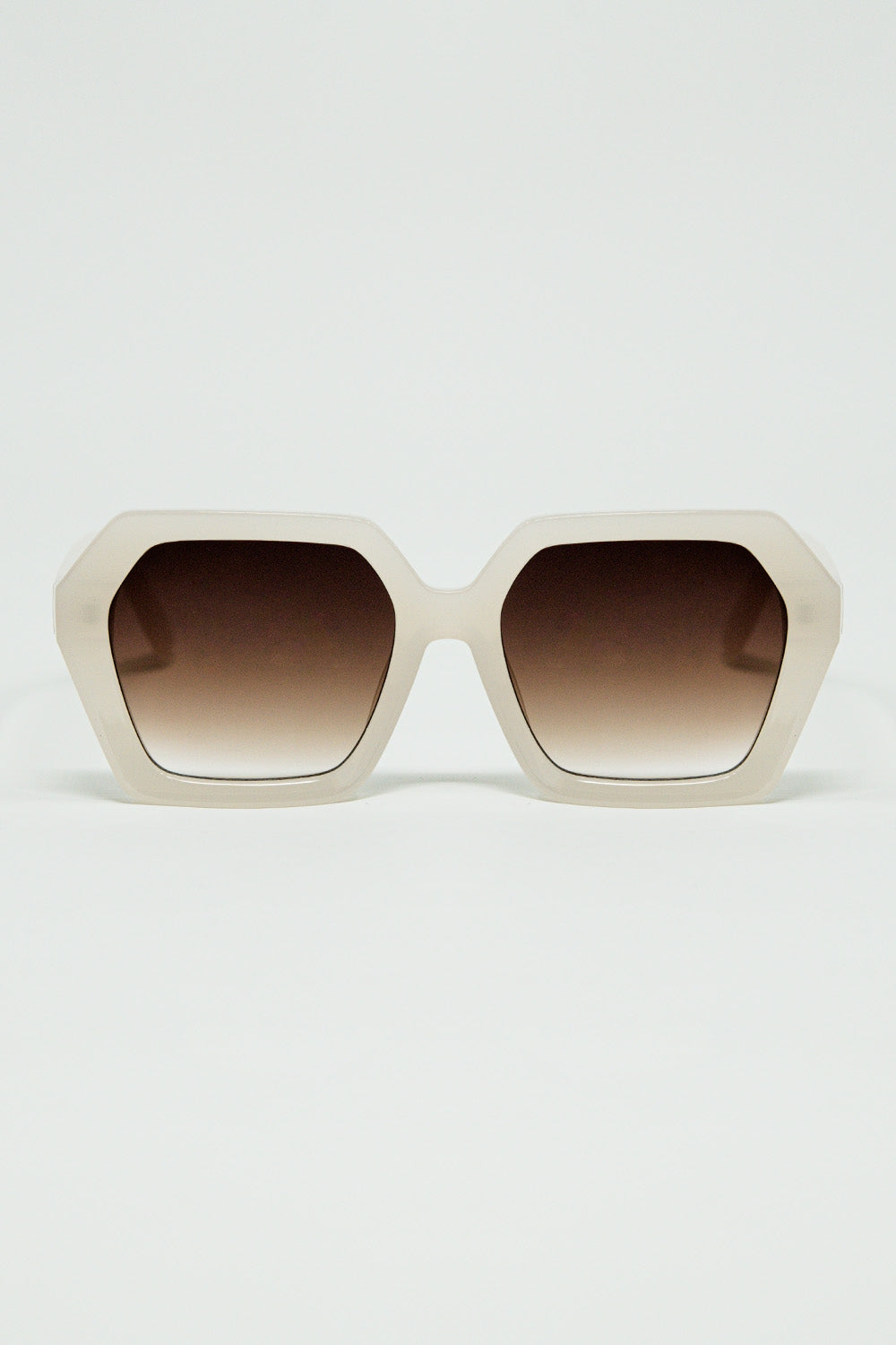 Rectangular sunglasses in white translucent color