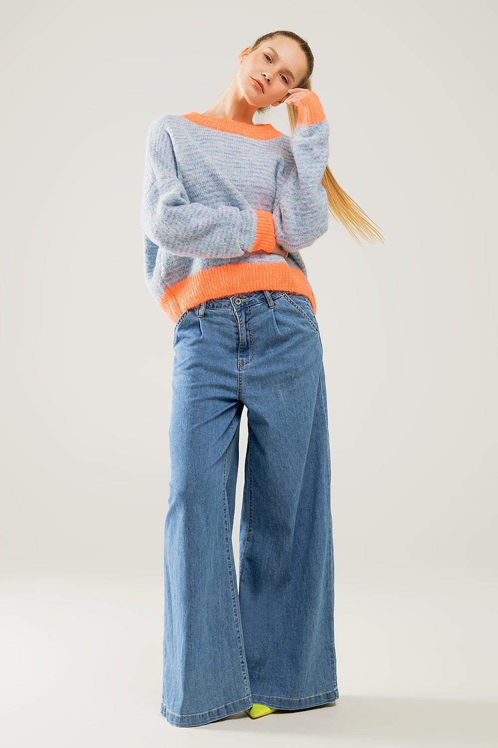 light wash extra wide leg jeans with pleats - Denim