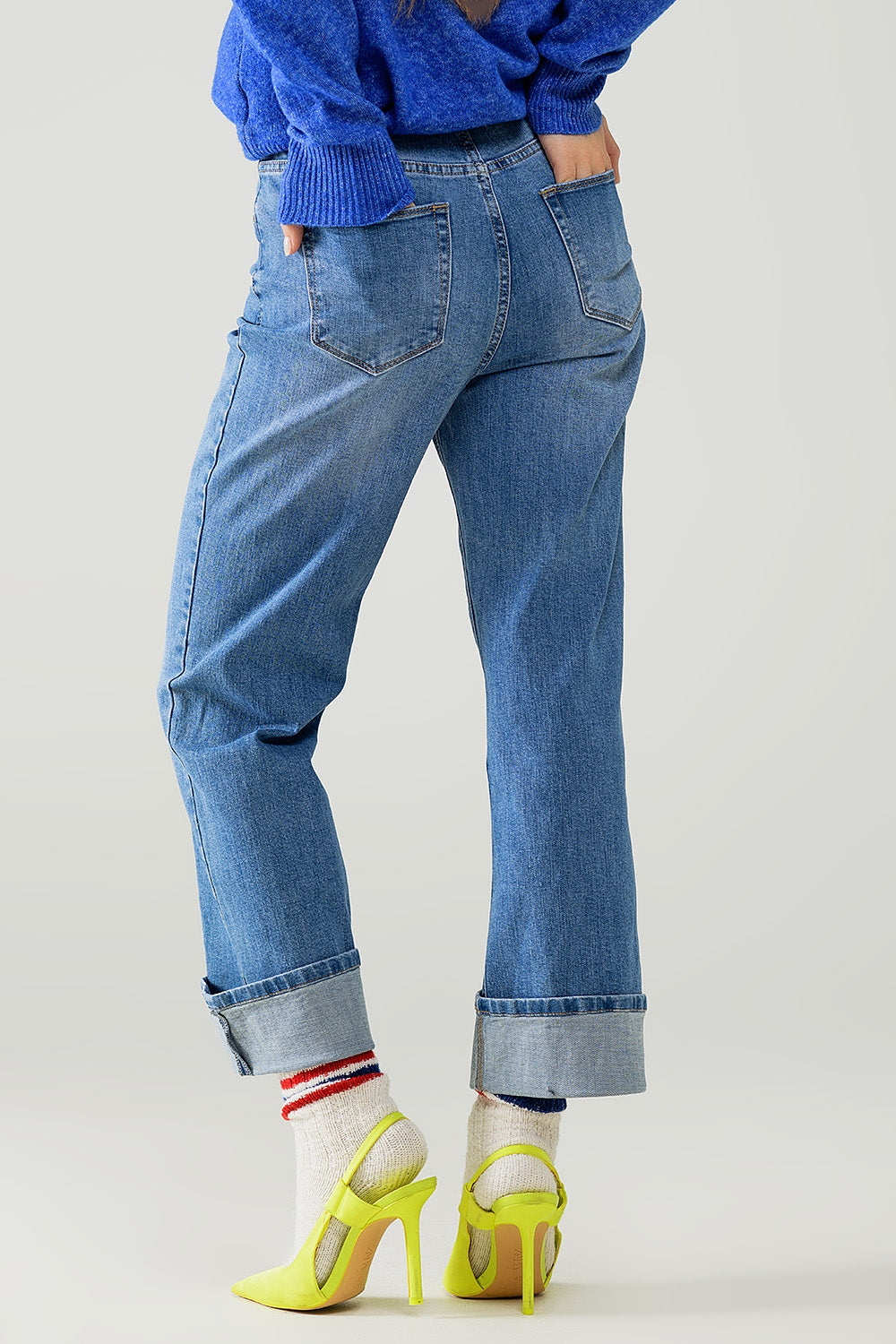straight fit cuffed jeans with mid wash - Denim