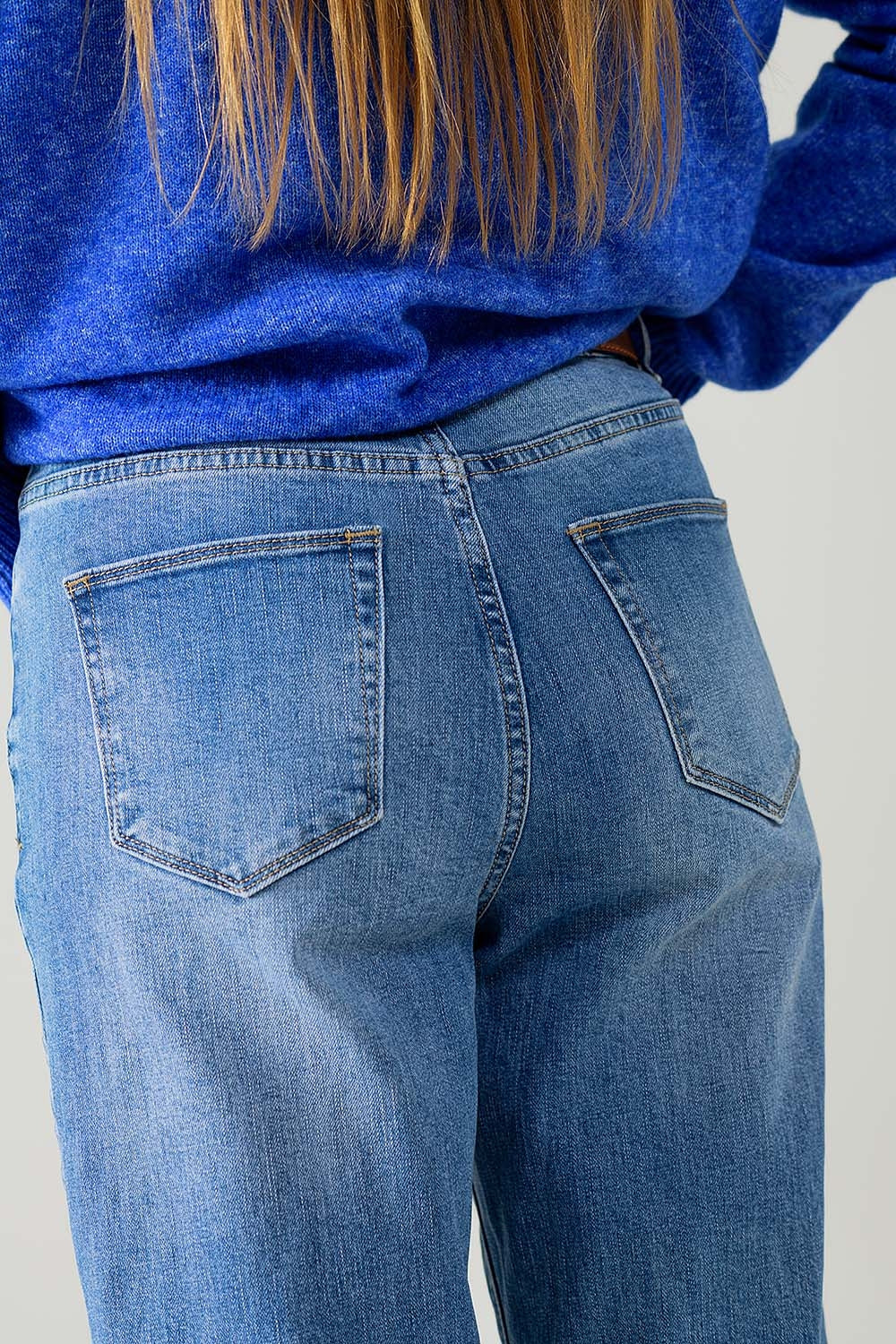 straight fit cuffed jeans with mid wash - Denim