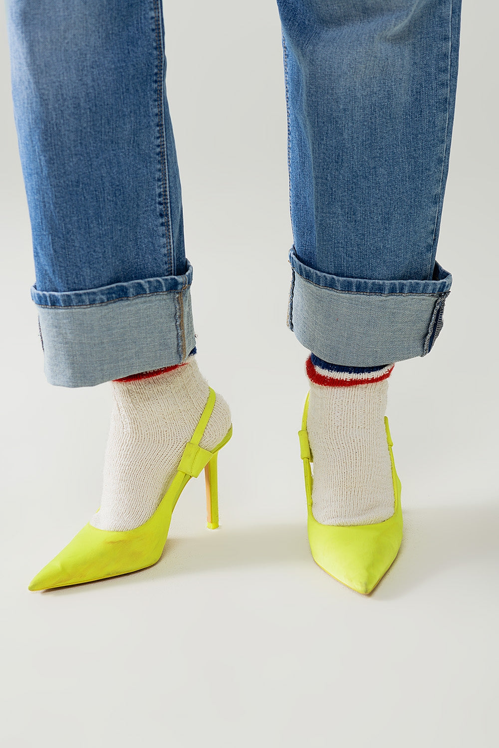 straight fit cuffed jeans with mid wash - Denim