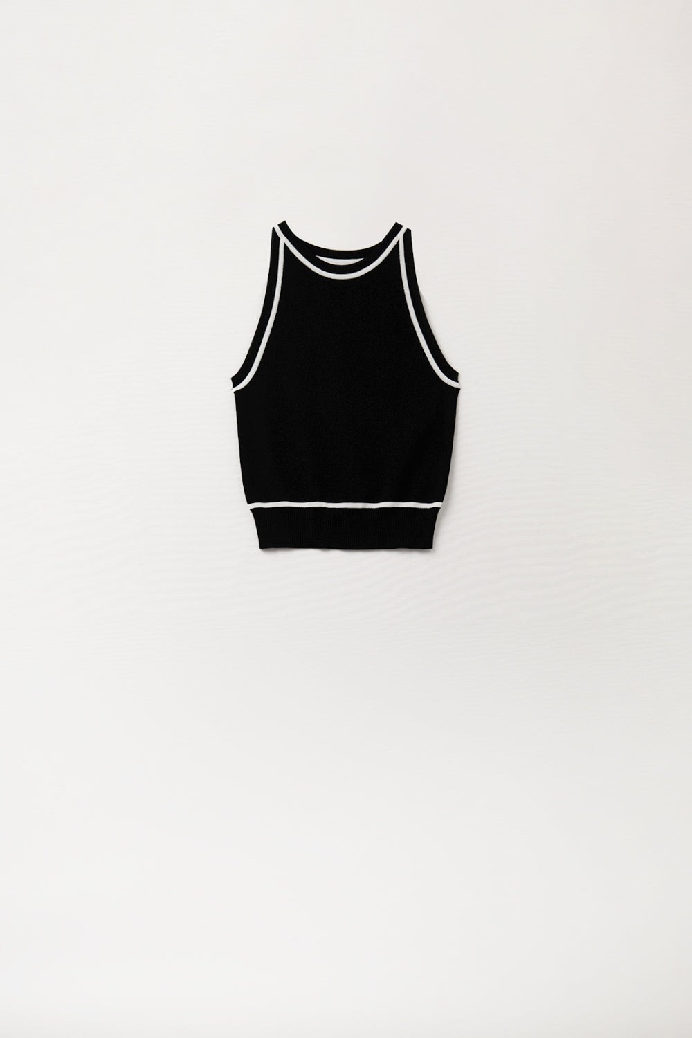 Sleeveless Sweater In Black Featuring detail White Lines