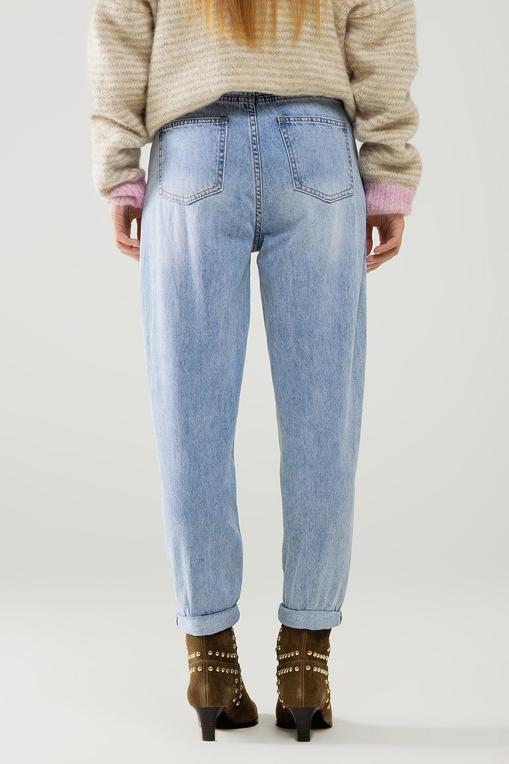 High waist straight leg jeans in light wash - Denim