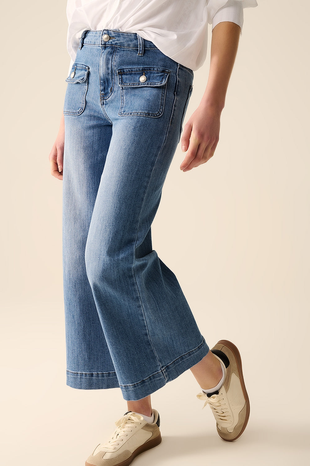 Straight jeans with back pockets at the front - Denim
