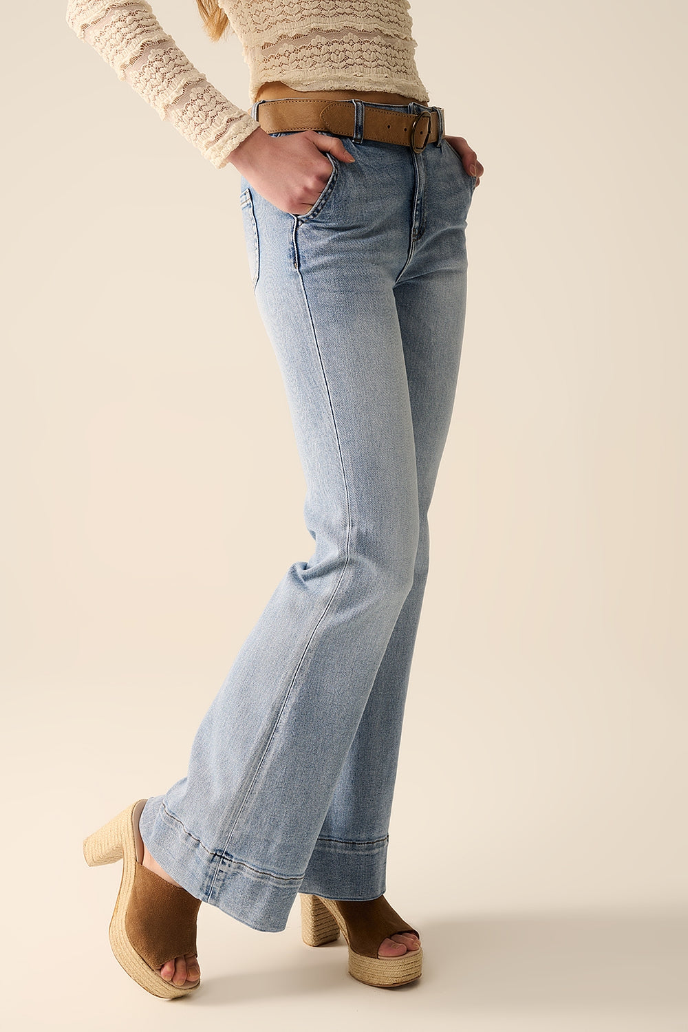 light wash flared jeans made of high-quality denim - Denim