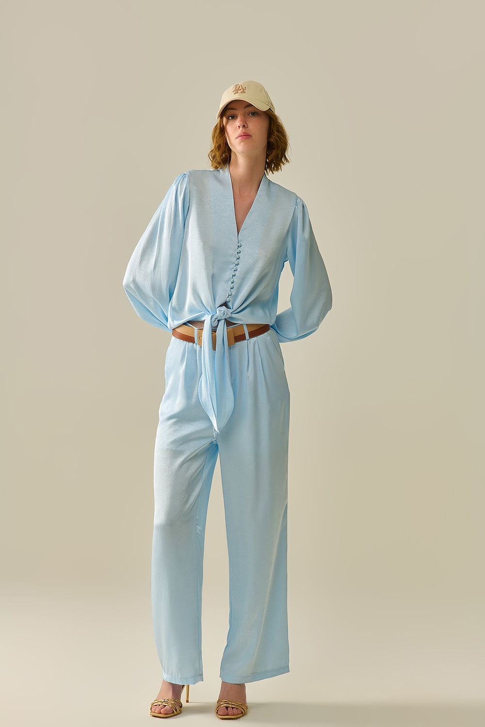 Cropped buttoned Shirt In Blue Featuring knot - Shirts