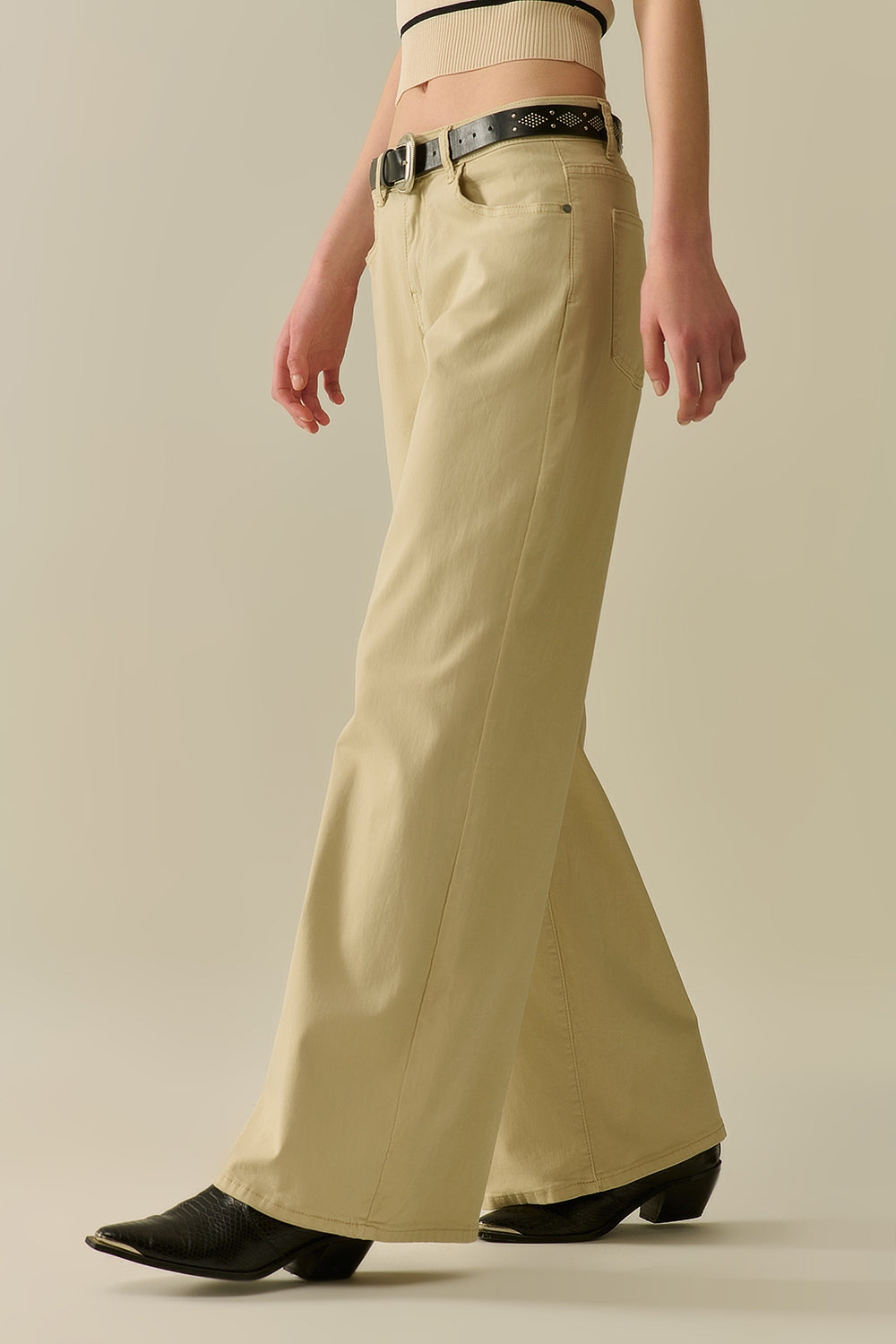 Beige Straight Pants wide leg - Coloured Jeans