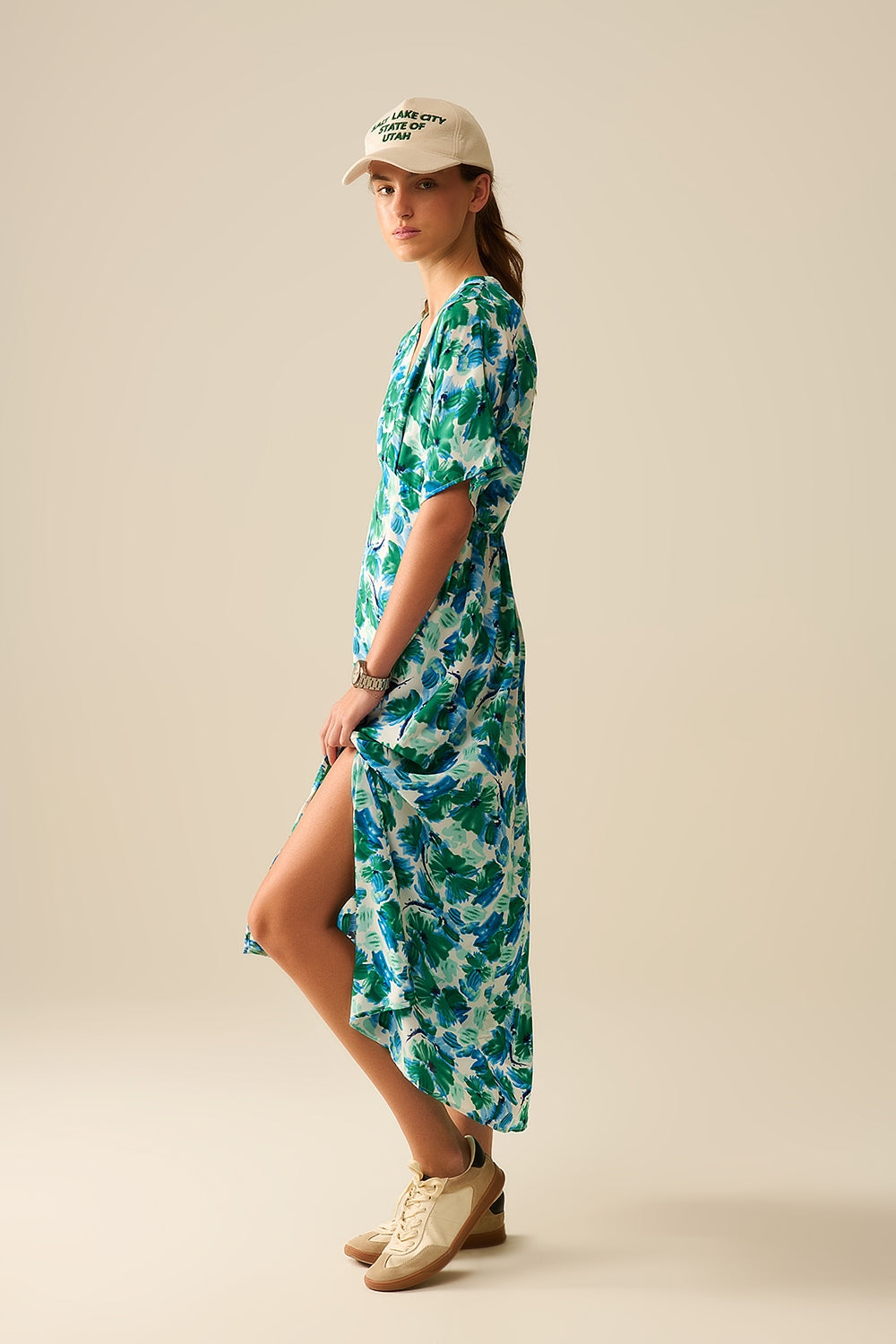 Maxi floral print dress in satin fabric with dropped sleeves - dress