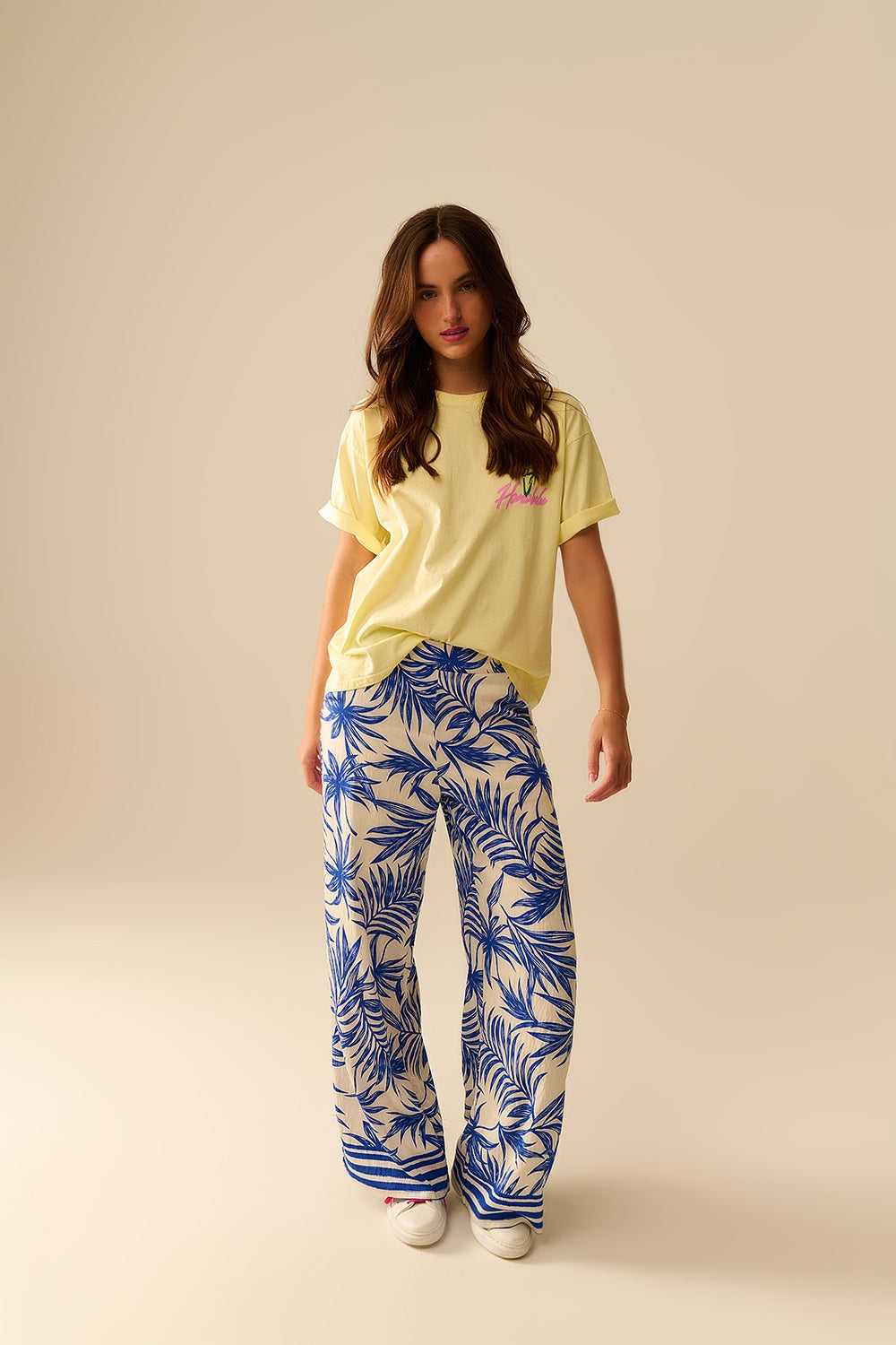 Yellow t-shirt made in Italy with Honolulu graphic - top
