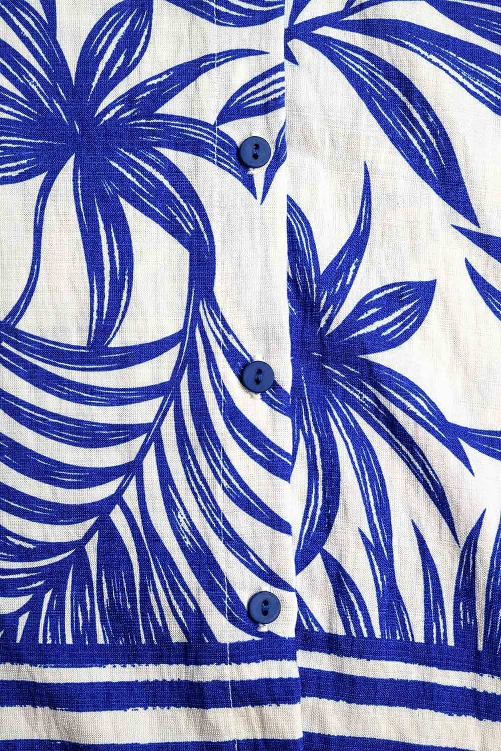 Tropical Motif Relaxed Blouse in Blue and White - dress