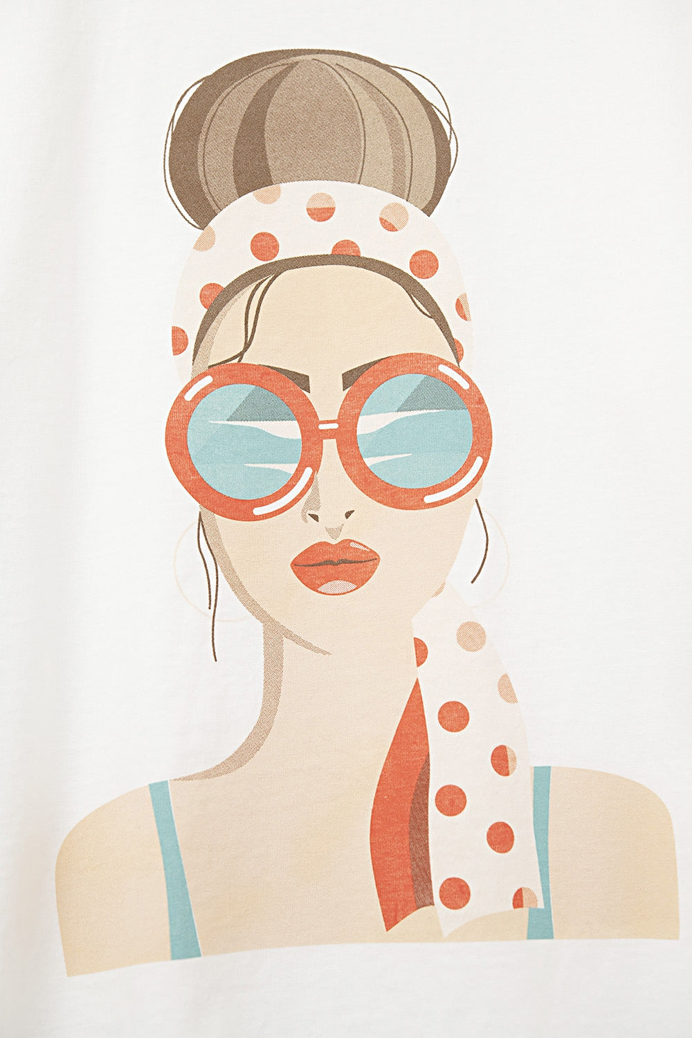 White T-shirt made in Italy with a vintage girl graphic - top