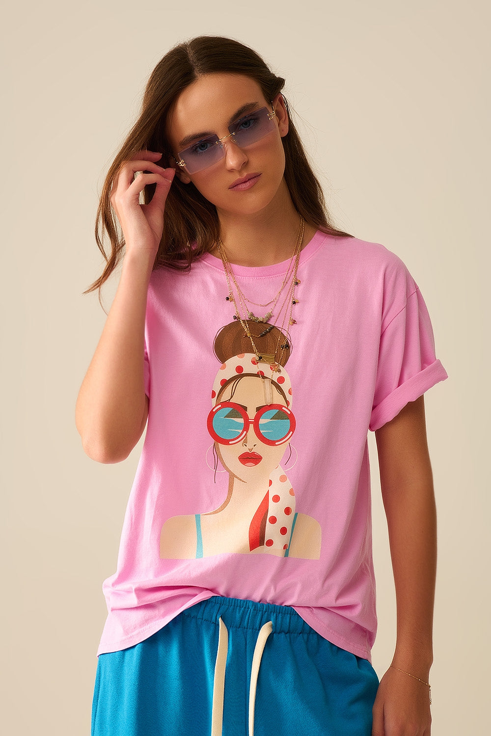 Pink T-shirt made in Italy with a vintage girl graphic - top