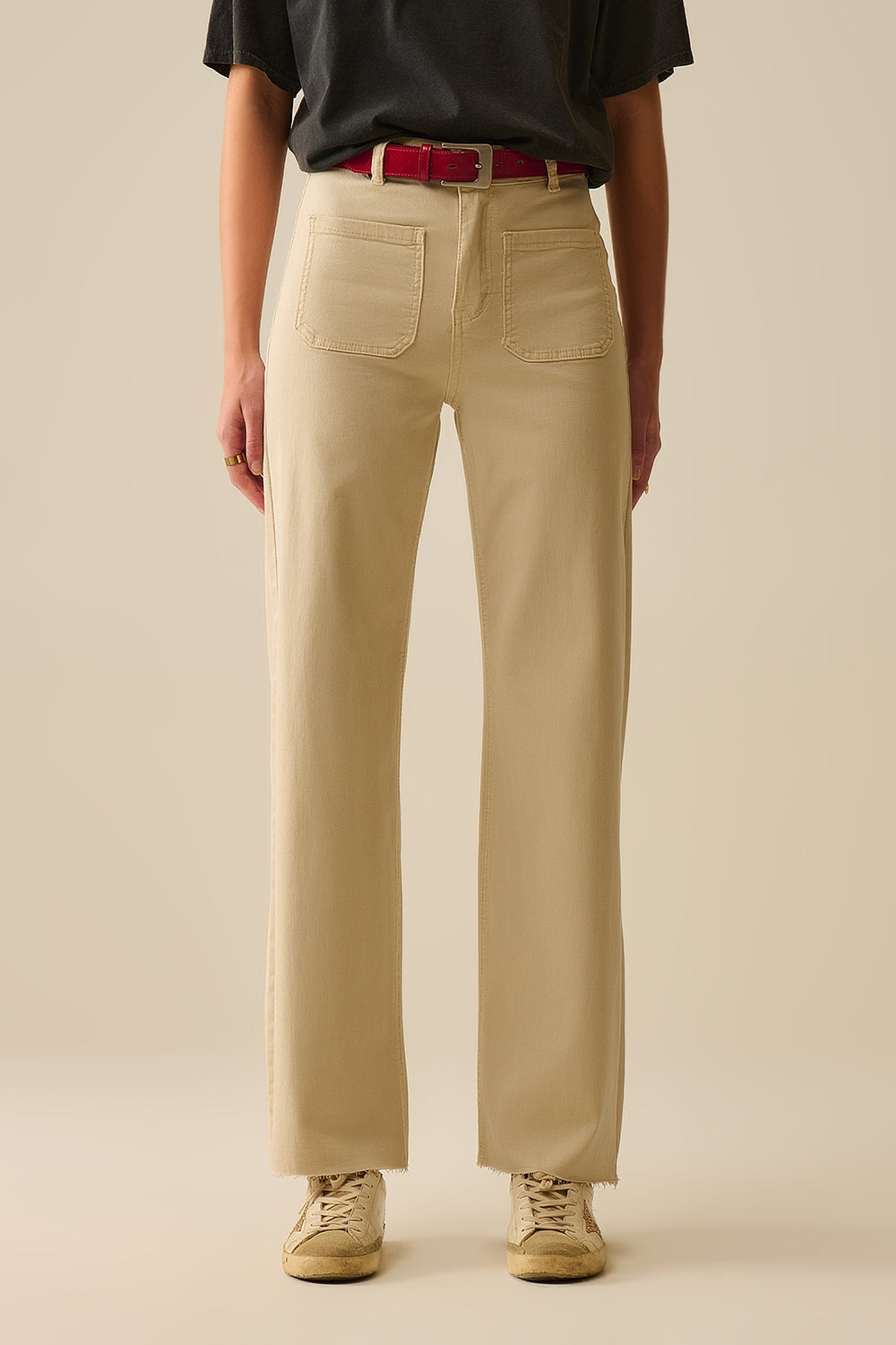 wide leg pants with front pockets in beige - Coloured Jeans