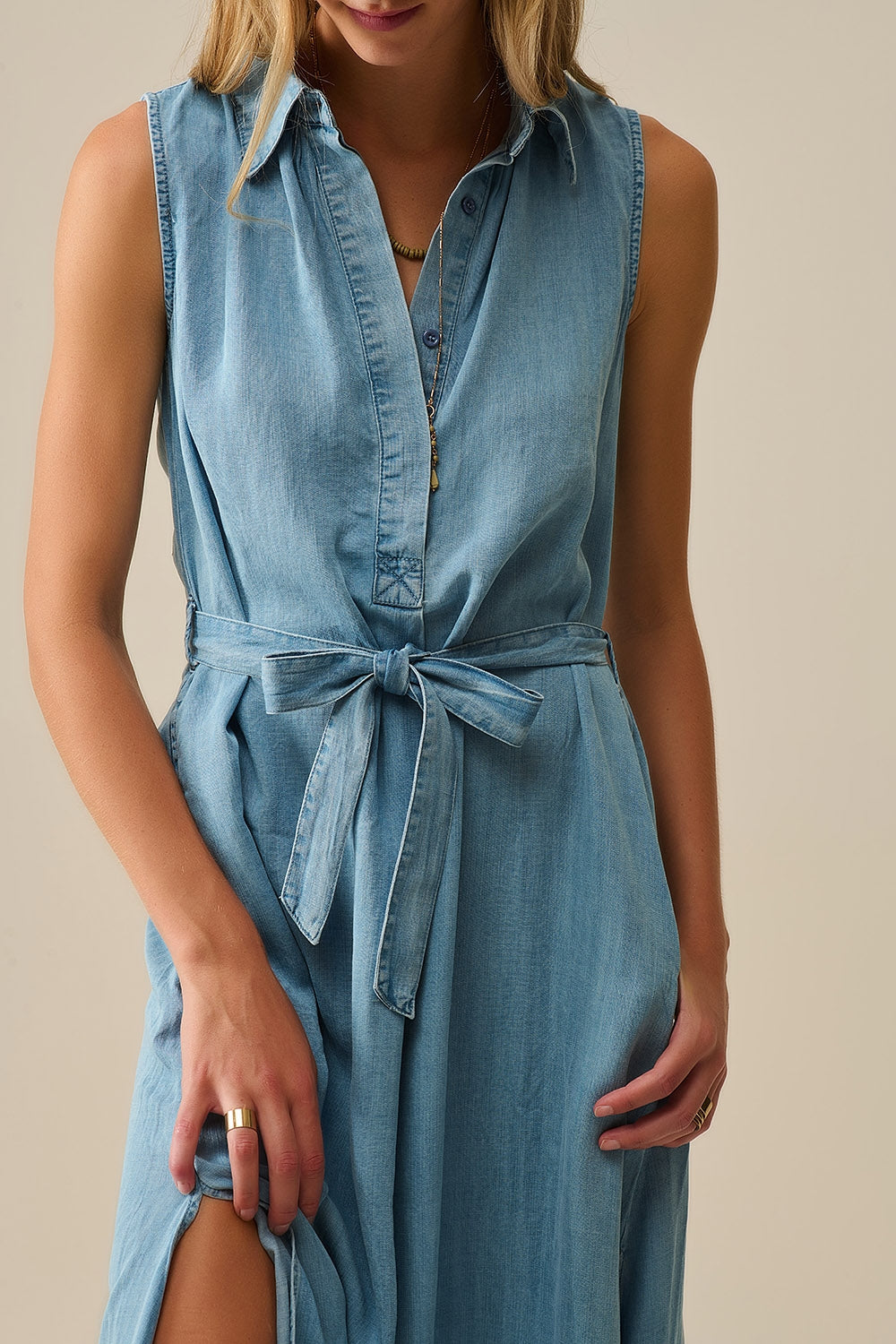 Sleeveless tencel fabric shirt dress in Blue - dress