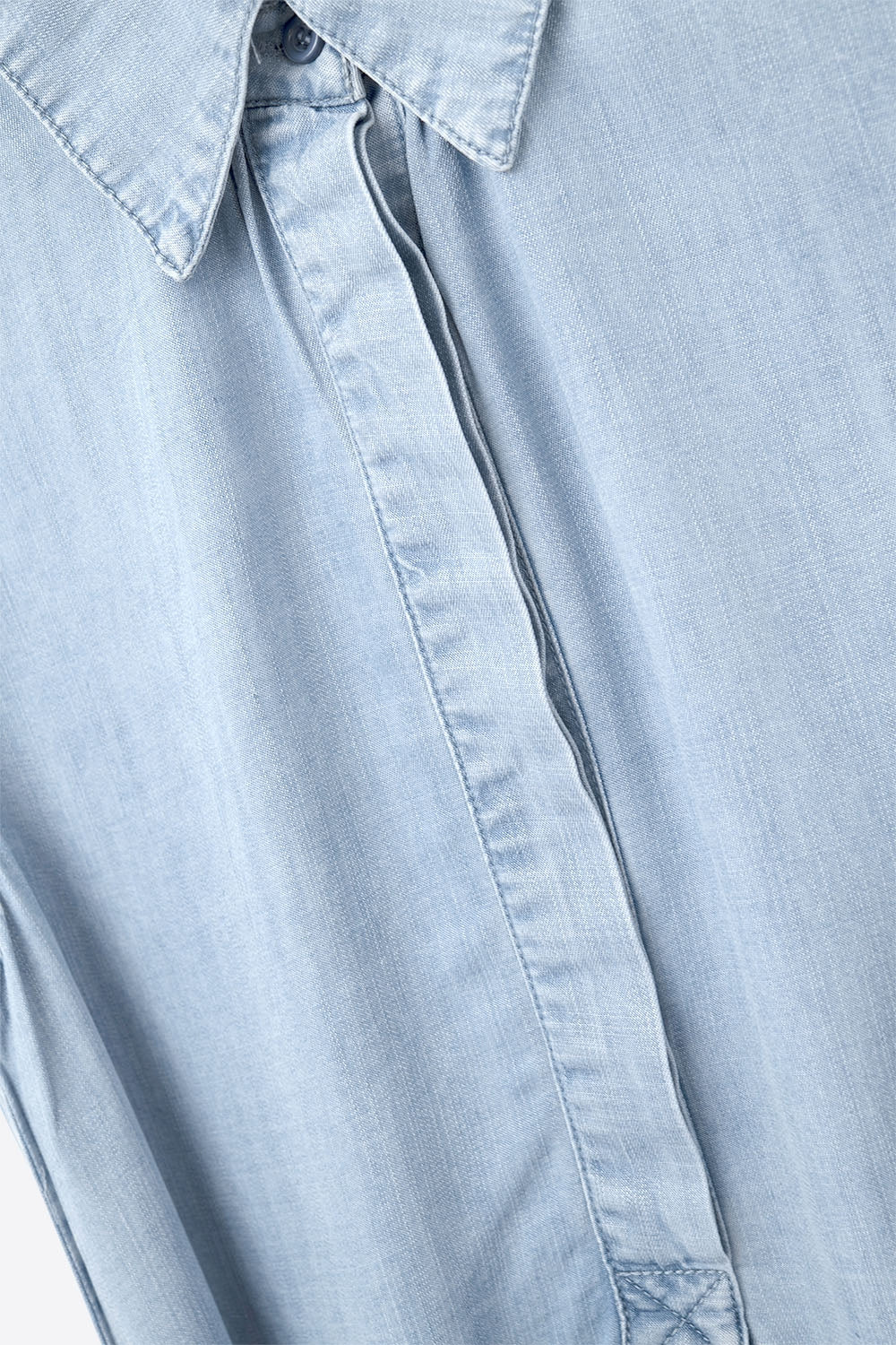 Sleeveless tencel fabric shirt dress in Blue - dress