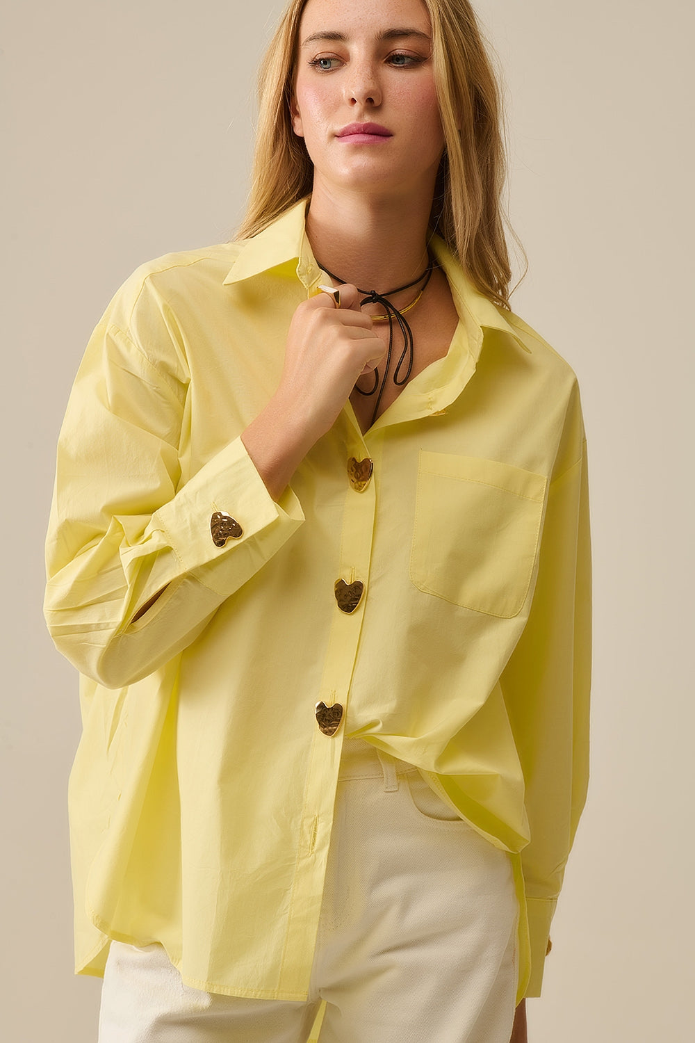 Chemise ample en popeline avec boutons cœurs dorés, couleur jaune