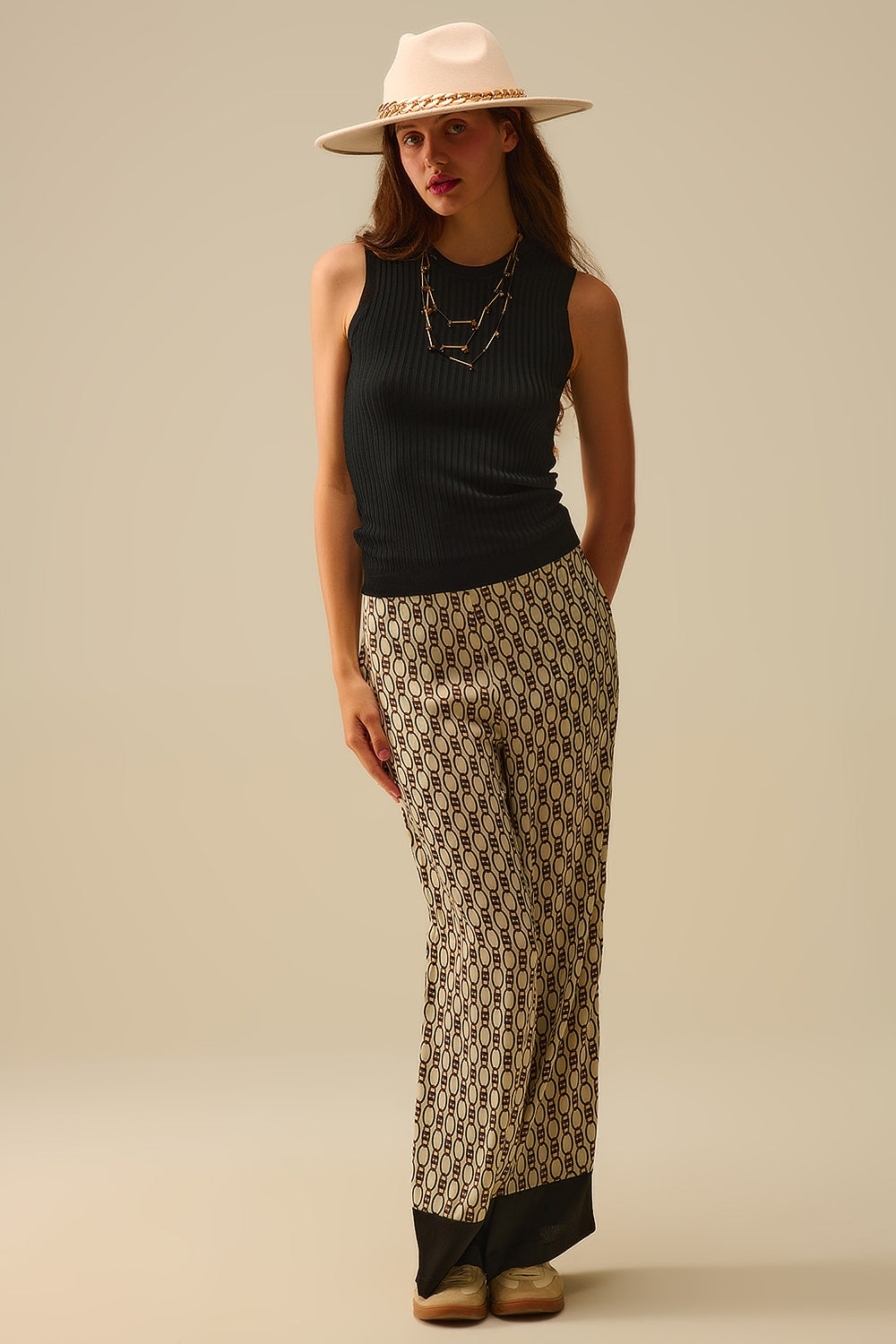 Wide-Leg Printed Pants with Chain Motif - trousers