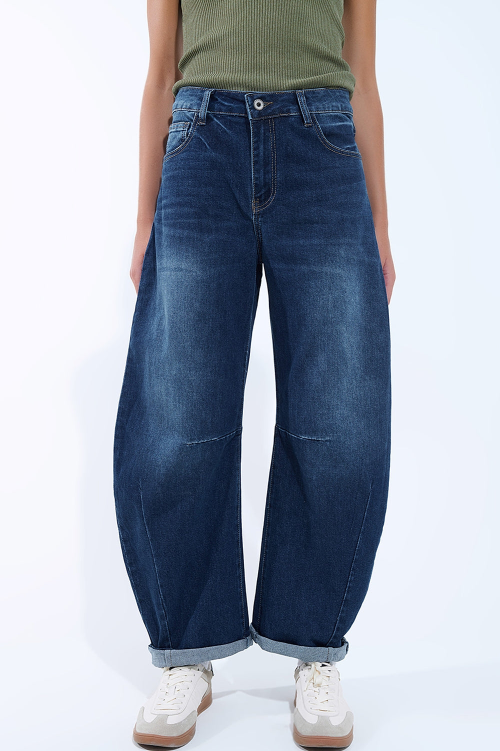 Barrel jeans with balloon-style knee seam detail - Denim