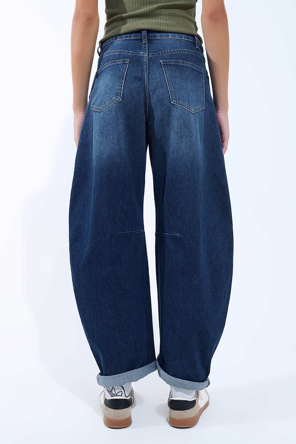 Barrel jeans with balloon-style knee seam detail - Denim
