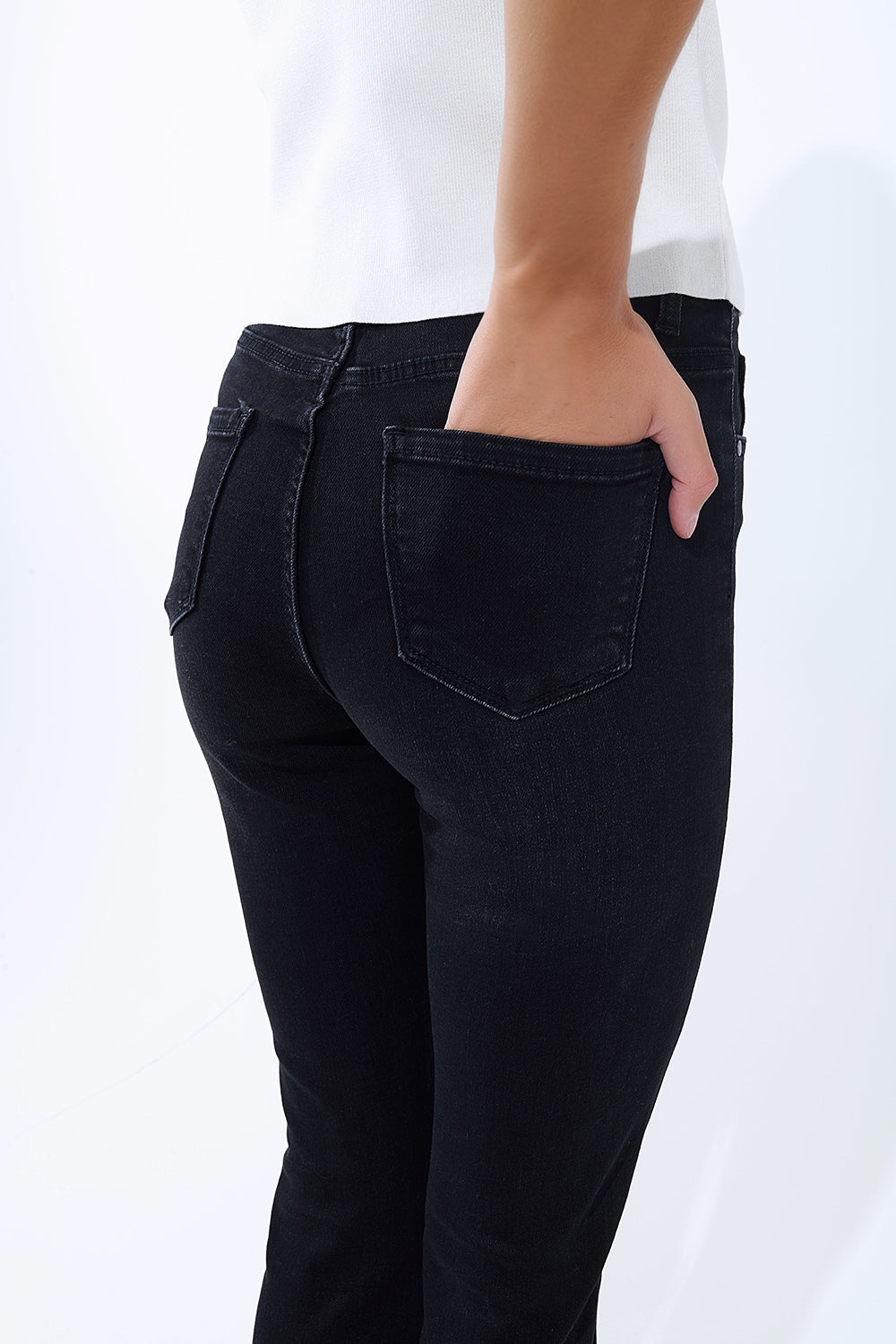 High waisted flare jeans in black - Denim