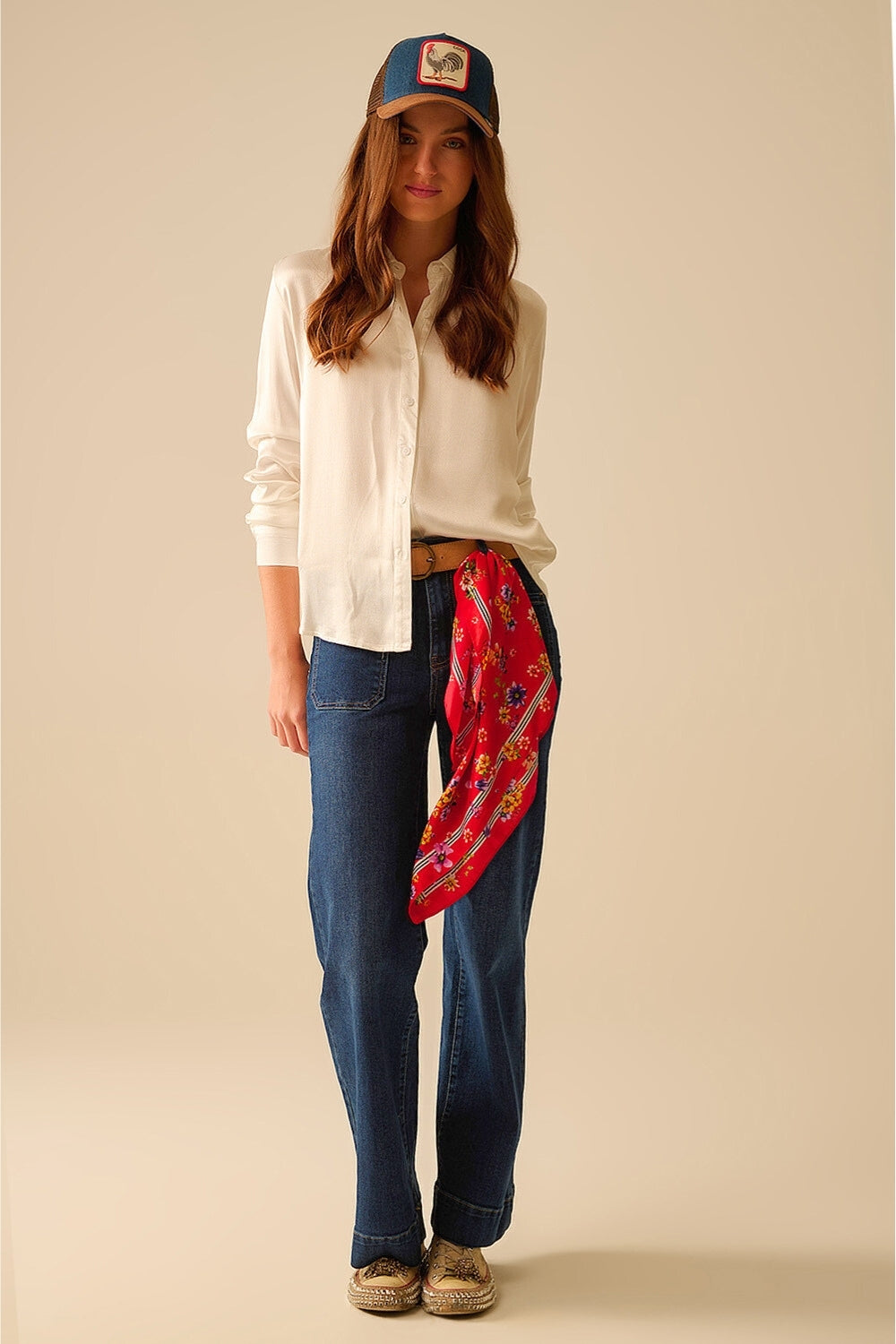 Dark wash jeans with wide leg and pockets - Denim