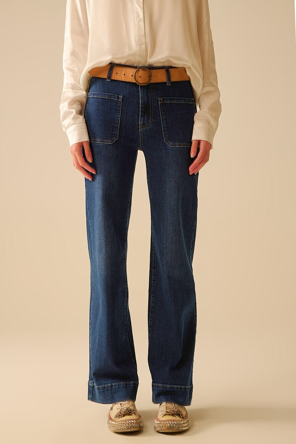 Dark wash jeans with wide leg and pockets - Denim