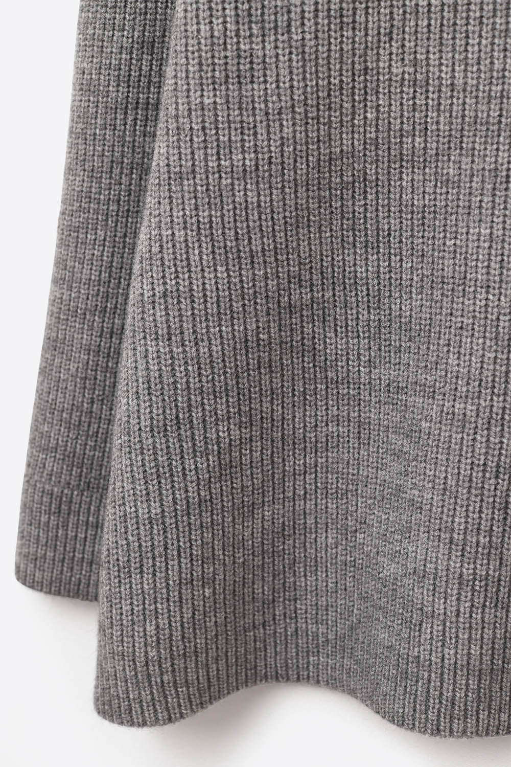 Super oversized Thin V-neck Sweater in Grey