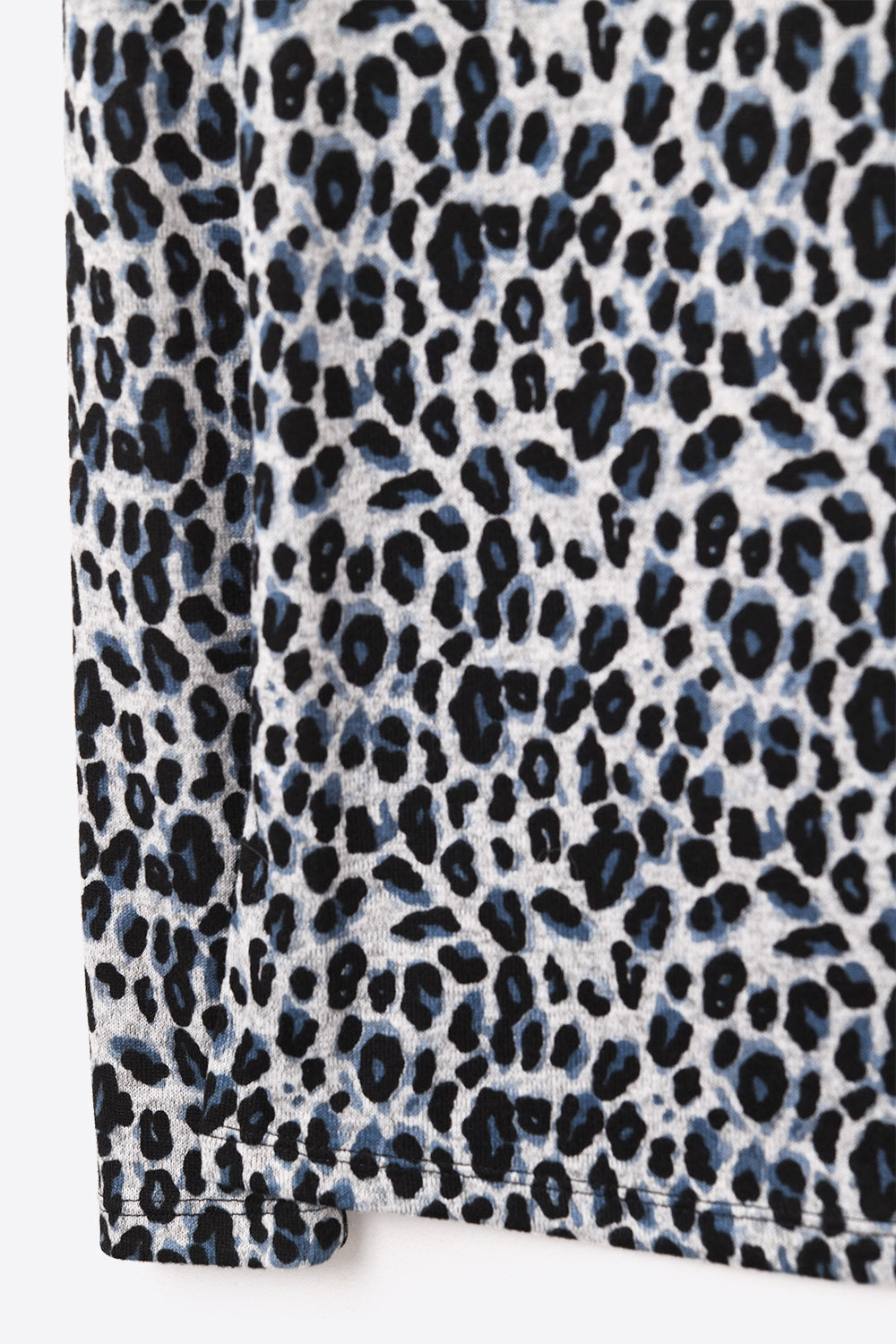 Long Sleeve Turtleneck Top in Grey Leopard Print