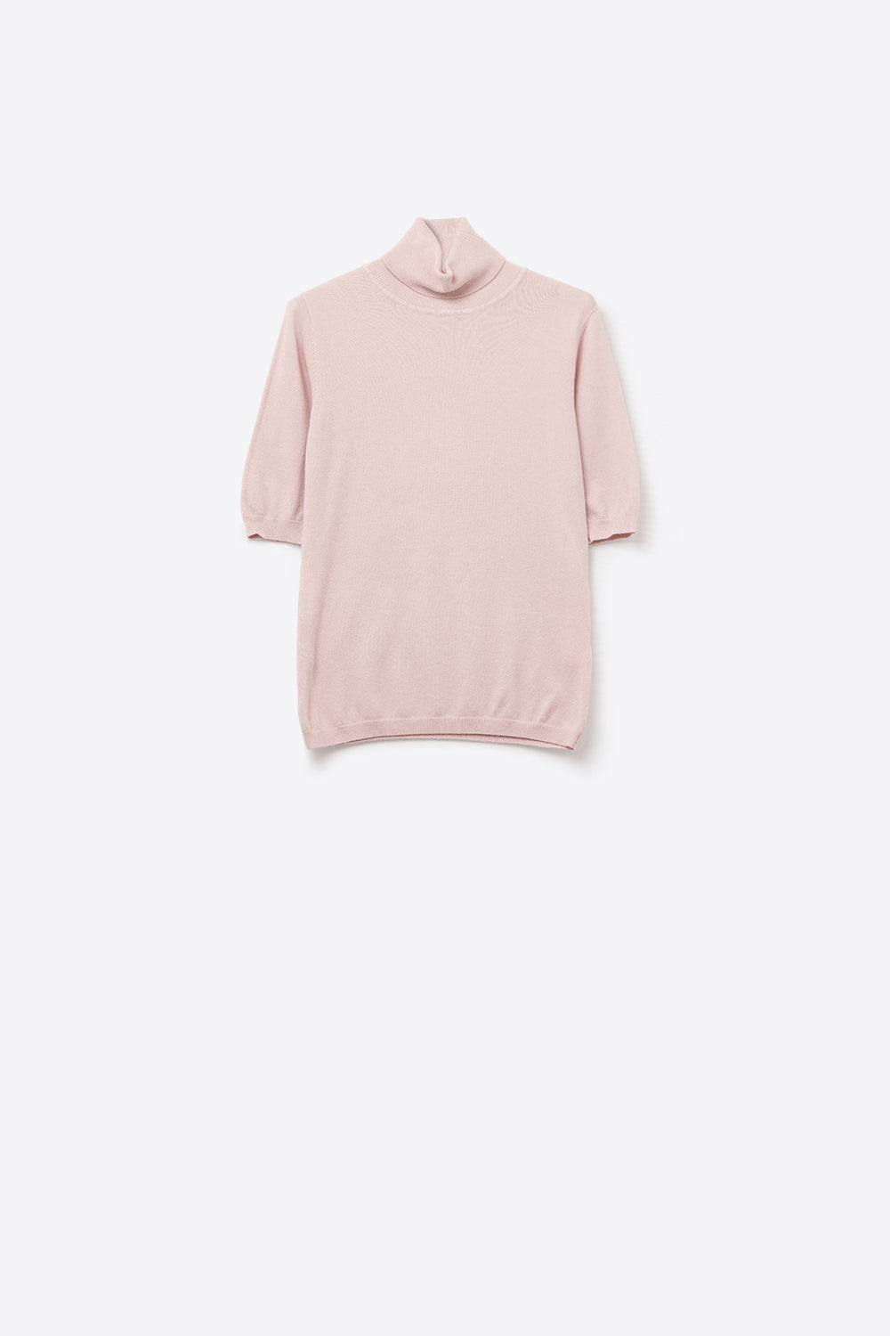 Fine knit sweater in pink with a high neck and elbow-length sleeves