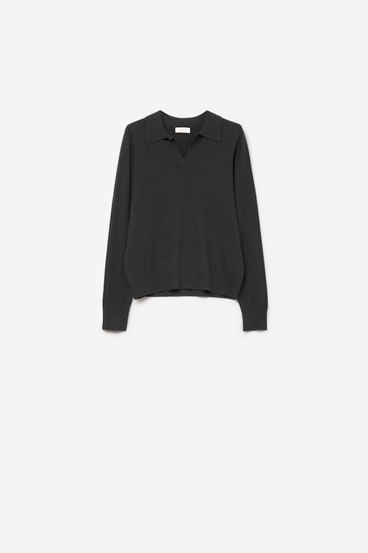Black Knitted polo collar with V-neckline no button placket - Polos