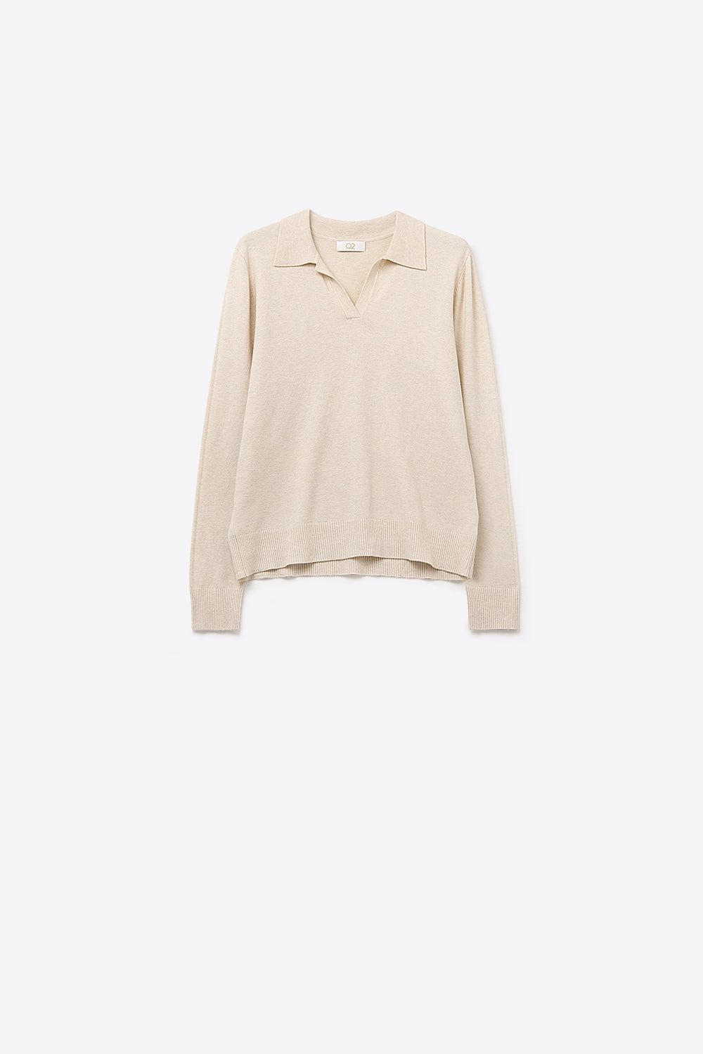 Knitted polo collar with V-neckline no button placket in cream - Polos