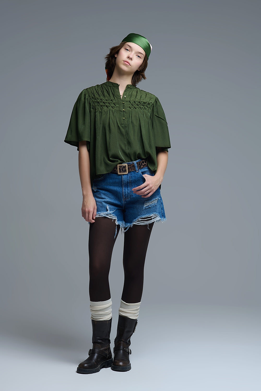 Relaxed Green boho-style blouse with embroidered details - top