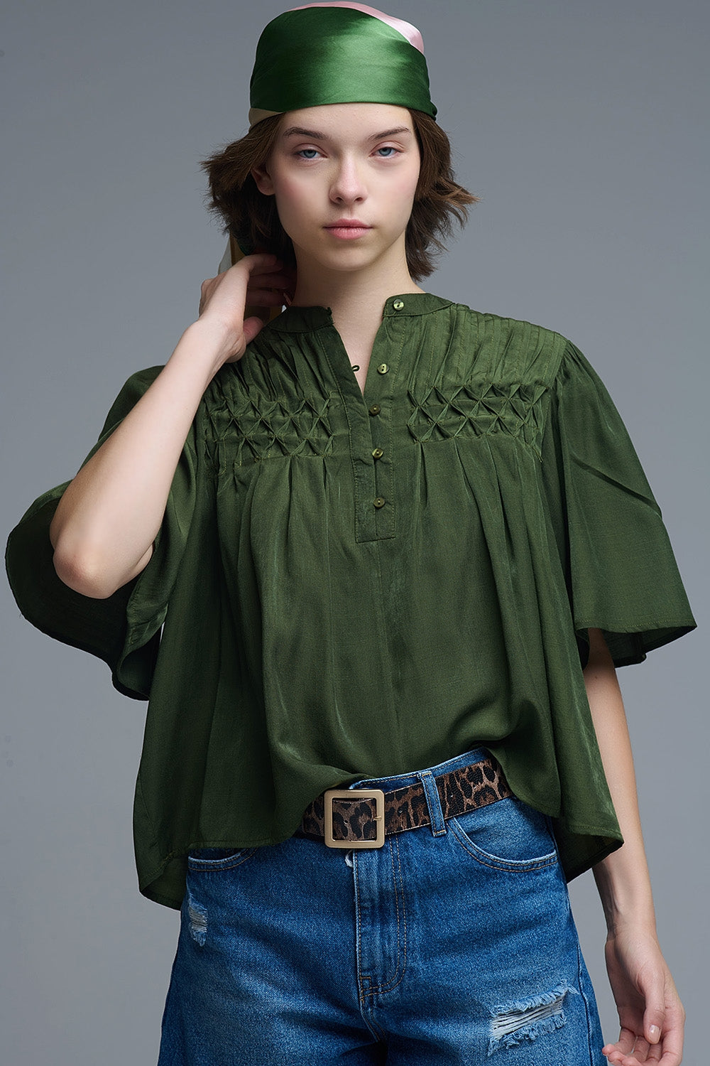 Relaxed Green boho-style blouse with embroidered details - top