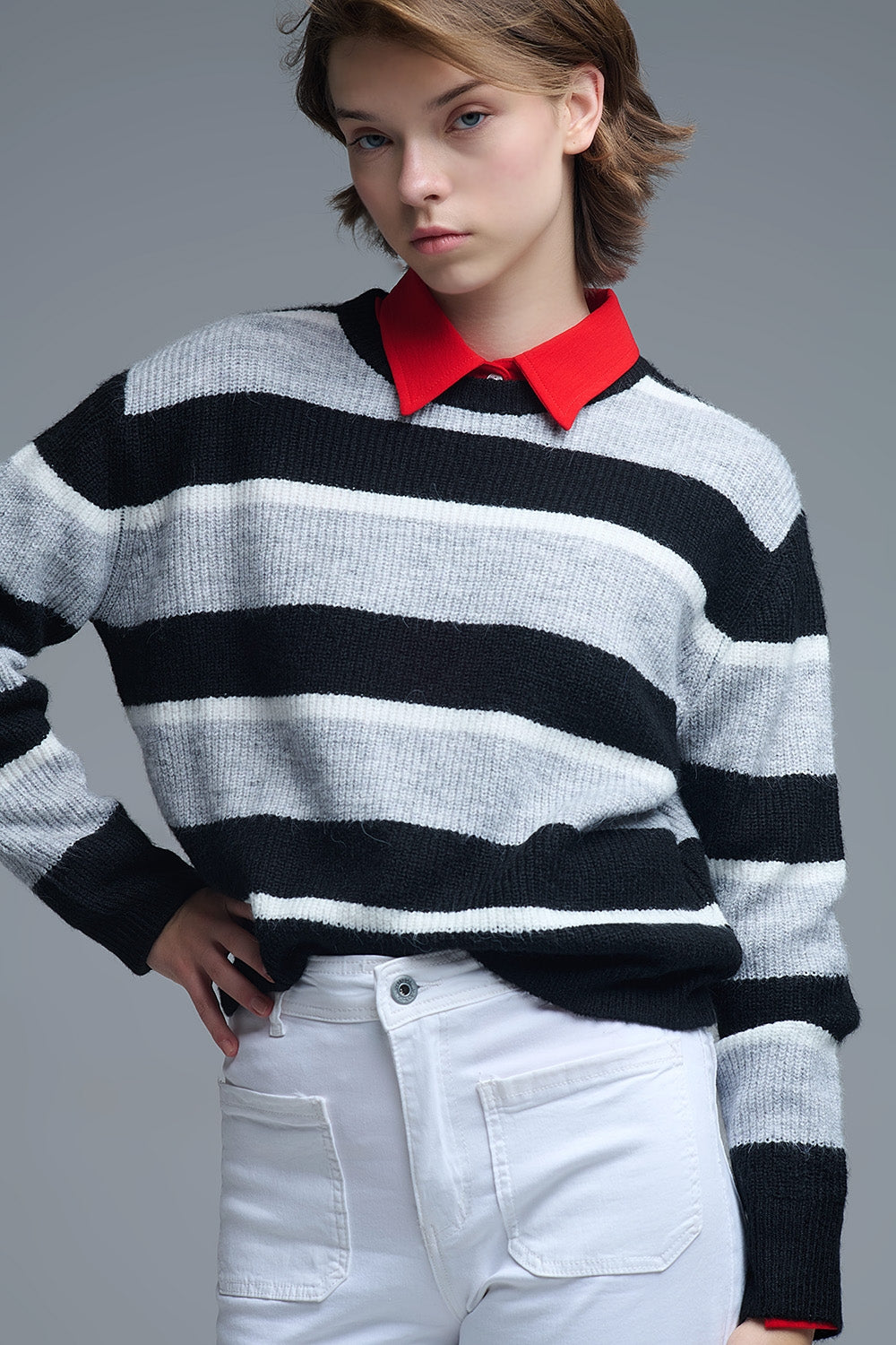 Black jersey with white and grey stripes - jumper