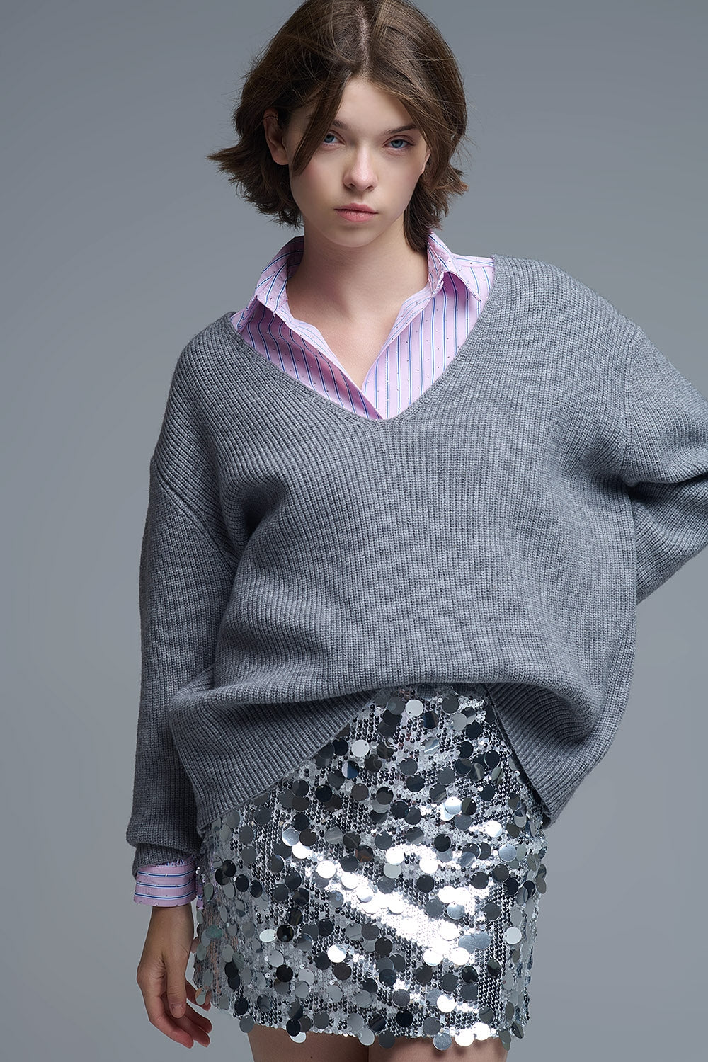 Super oversized Thin V-neck Sweater in Grey