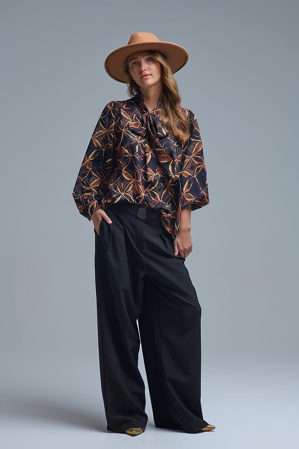 Black chiffon shirt with abstract print and knotted bow - Shirts
