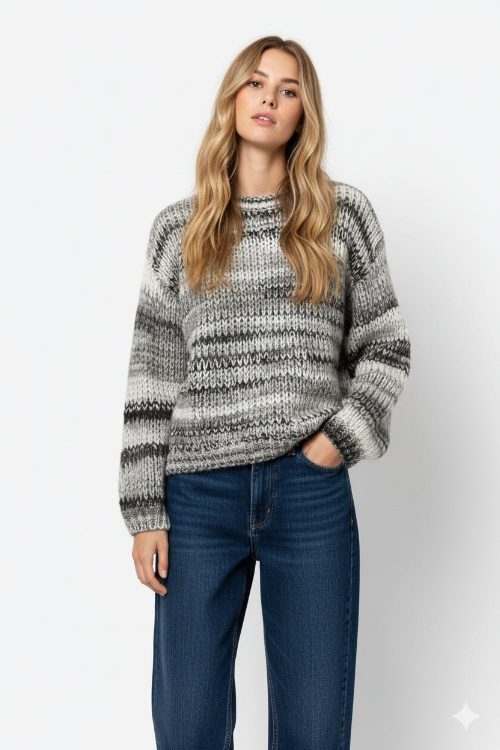 Chunky-knit sweater with marled design in gray - Jumpers