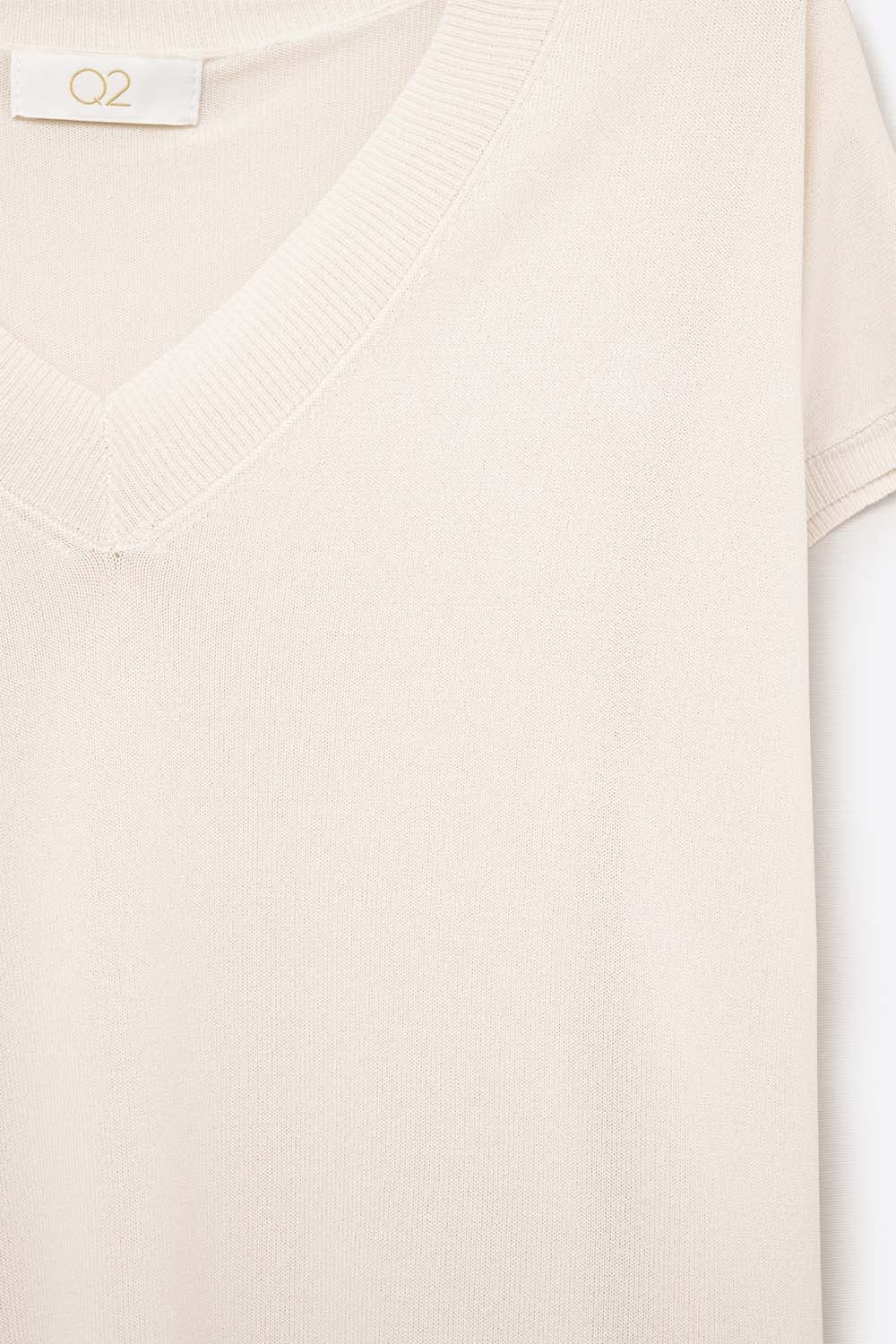 Beige lightweight knit V-neck sweater with short sleeves - Jumpers