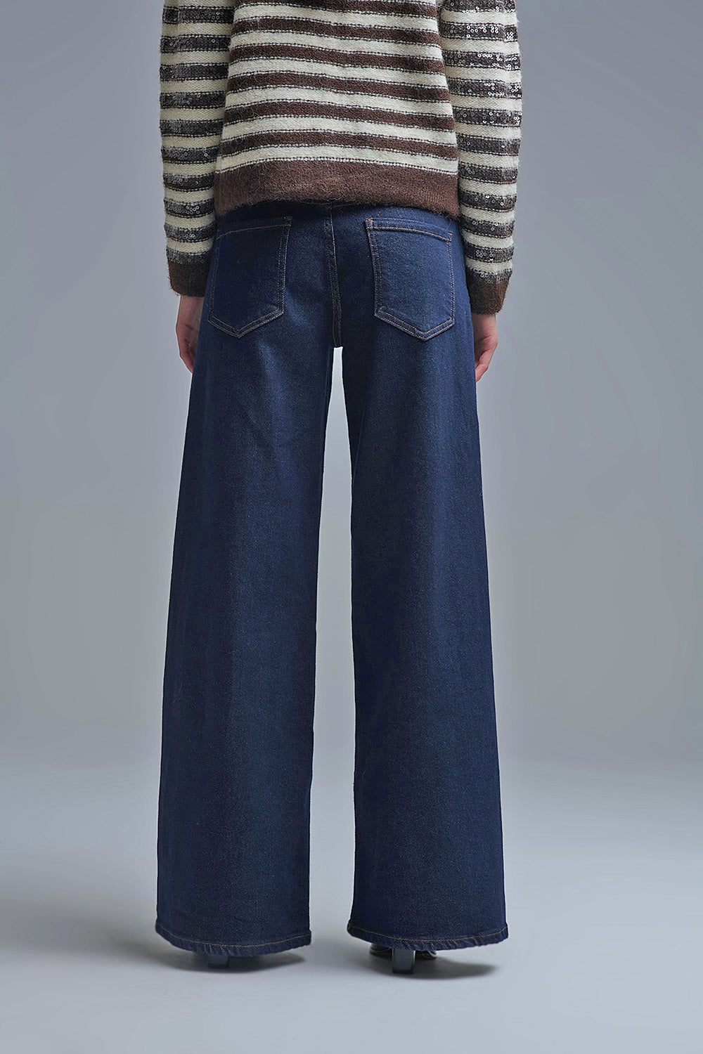 Dark Wash Wide Leg Jeans With Contrasting Stitching - Denim