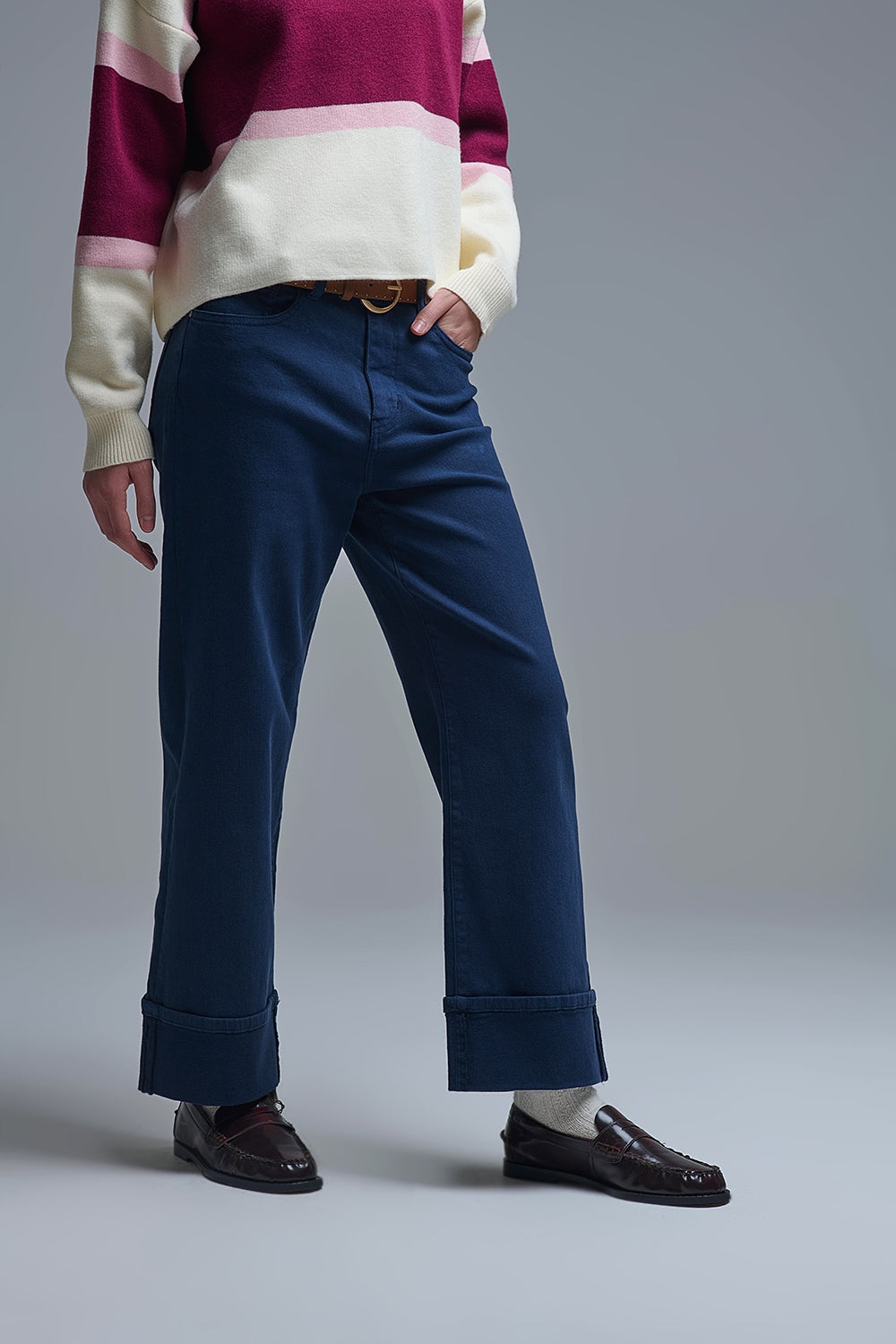 Straight leg Pants with cropped hem in navy - Coloured Jeans