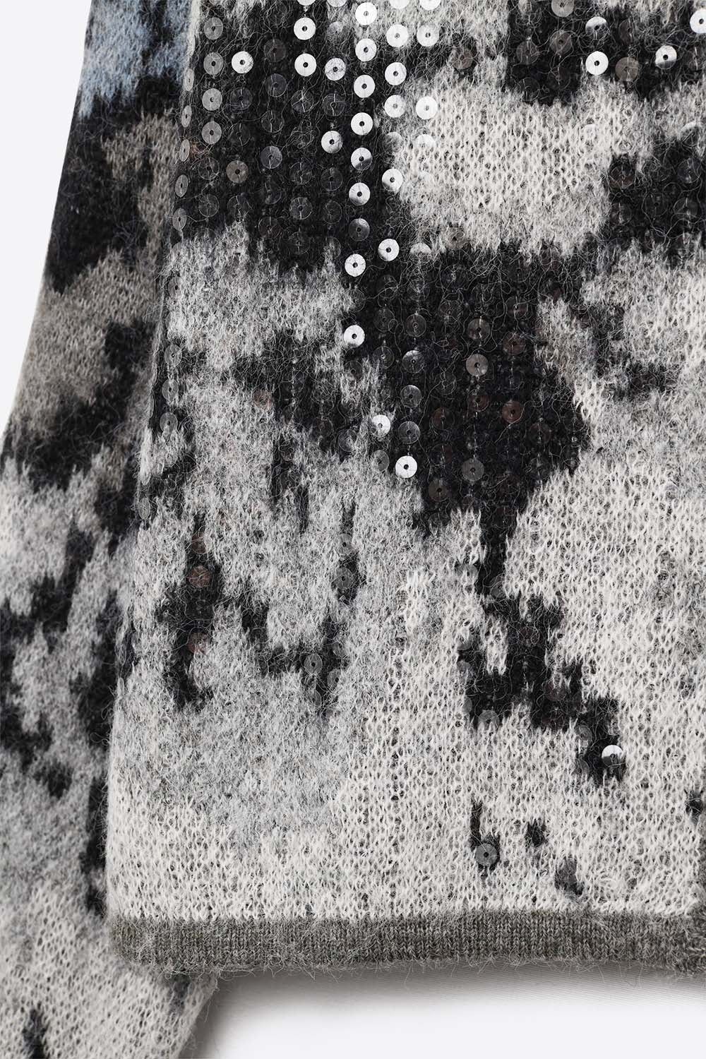 Stylish Gray Knit Cardigan with sequin Abstract Print