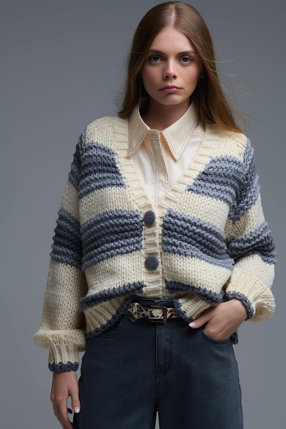 V-neck Chunky Knit Cardigan in striped of Grey and Cream