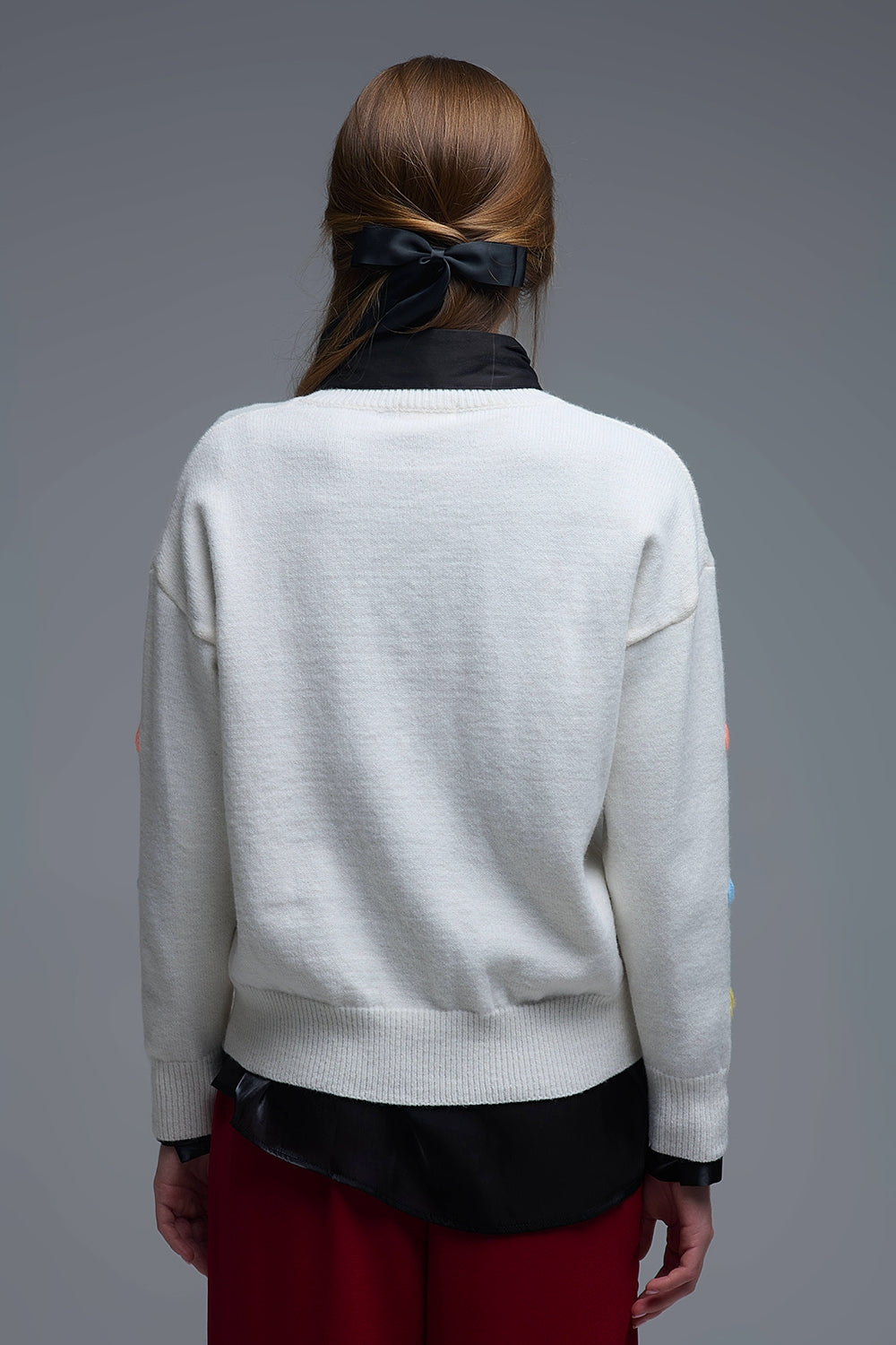 Cream Sweater With Multicolor Embroidered Hearts