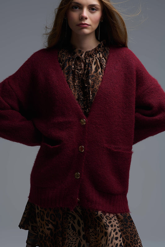 Oversized Cardigan in burgundy with gold buttons and pockets