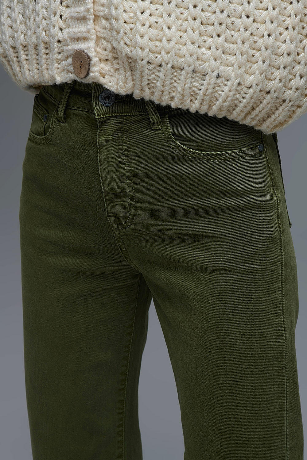 Cropped wide leg jeans in olive green - Coloured Jeans