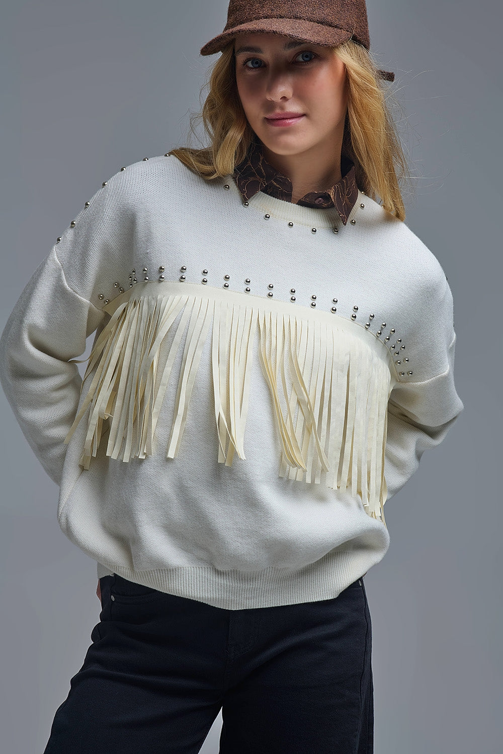 Stylish White Knitted Sweater with Fringe