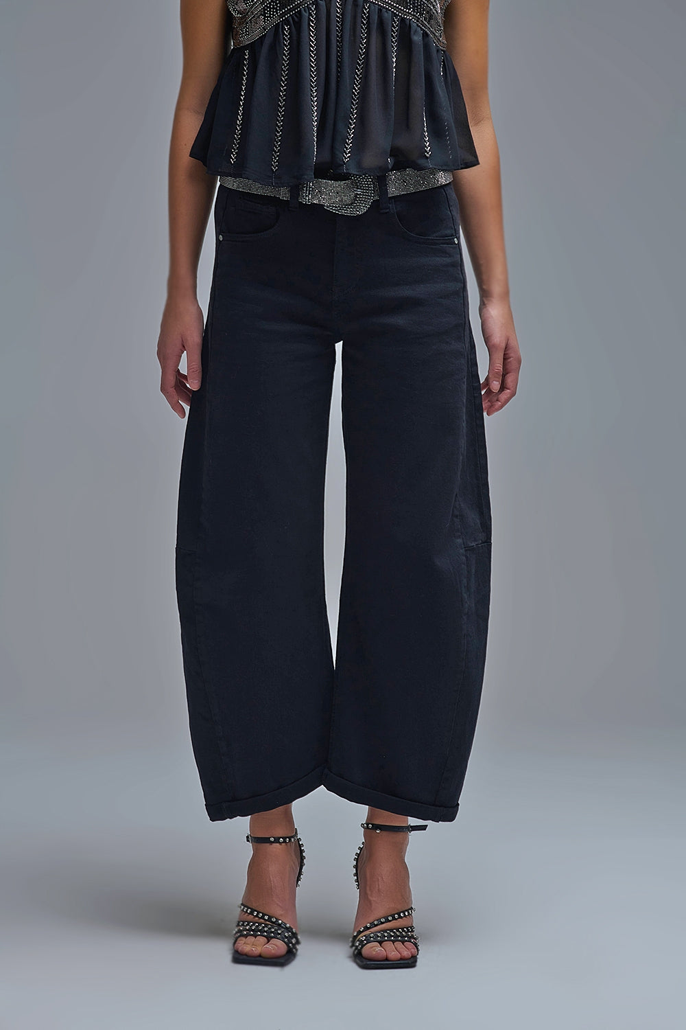 Trendy Black Barrel Balloon Jeans with Pockets