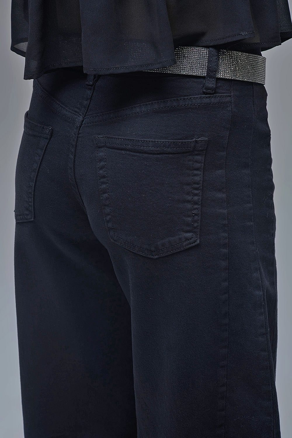Trendy Black Barrel Balloon Jeans with Pockets